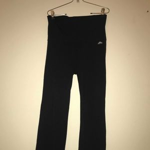 black sport leggings